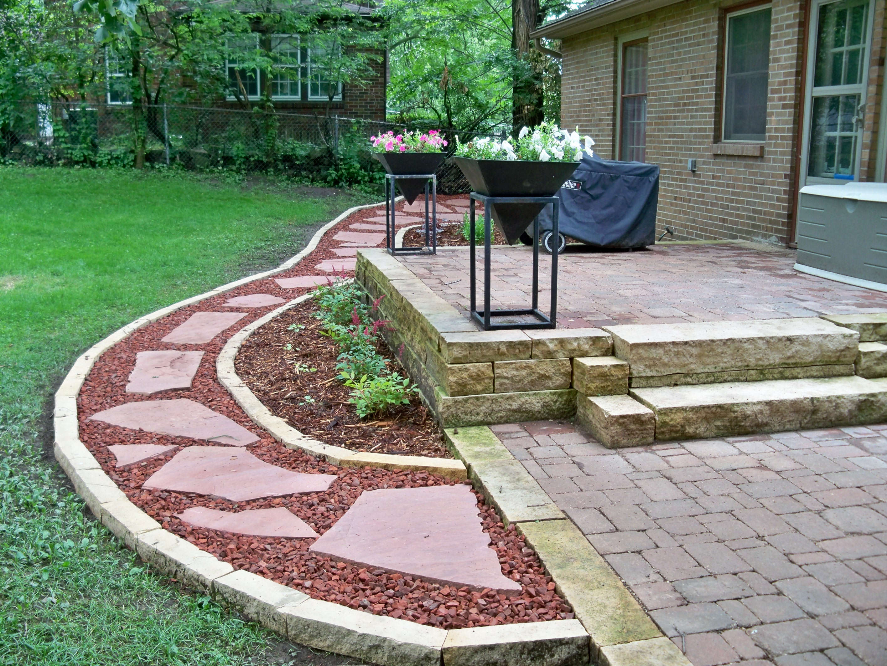 Flagstone Patio Design Capital Landscaping Des Moines Iowa